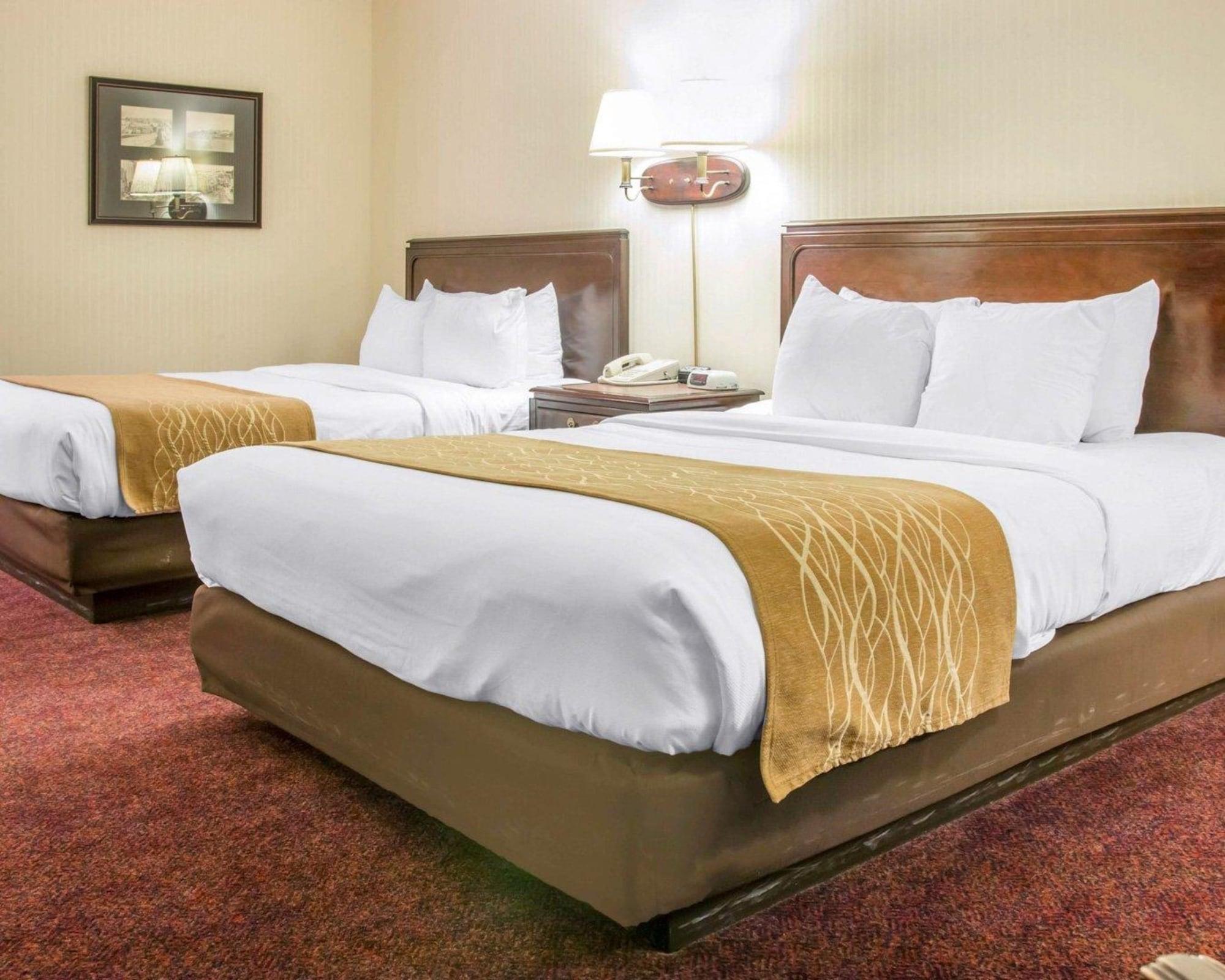 Comfort Lakeside Inn