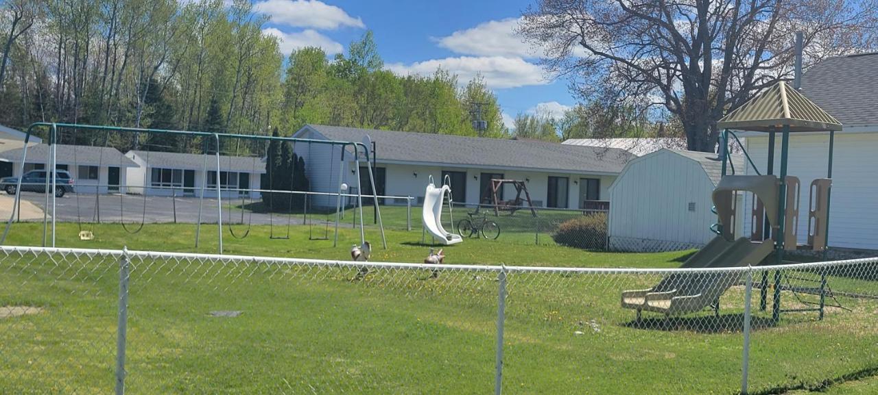 Mackinaw Budget Motel