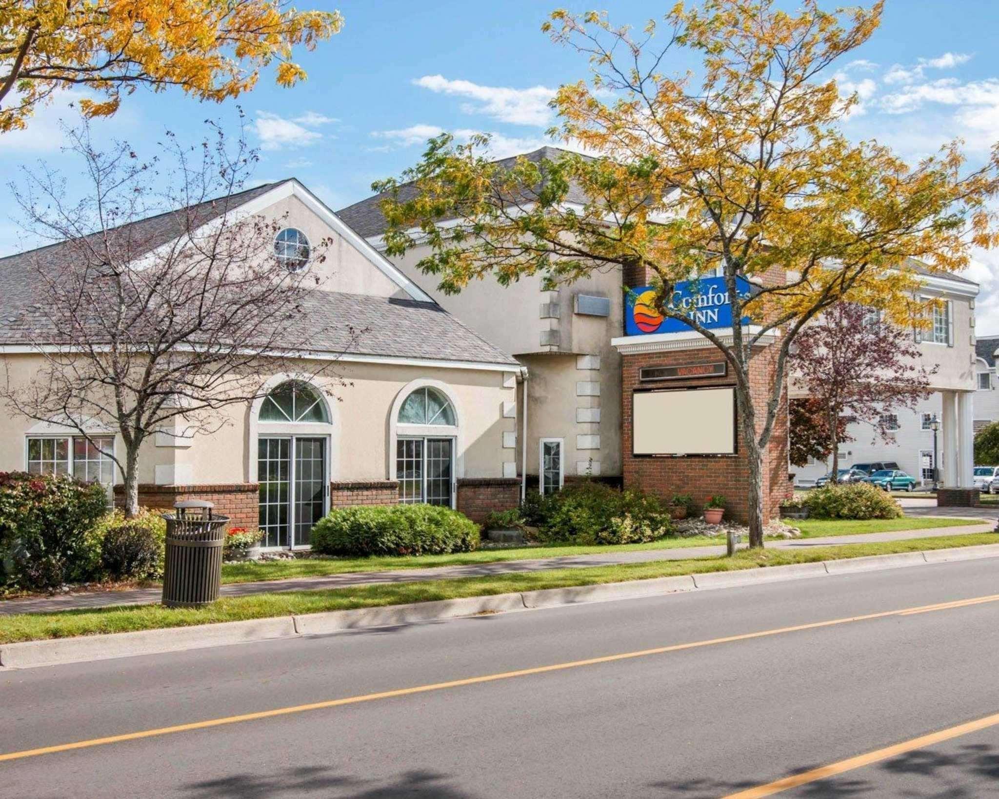 Inn Comfort Lakeside Mackinaw City