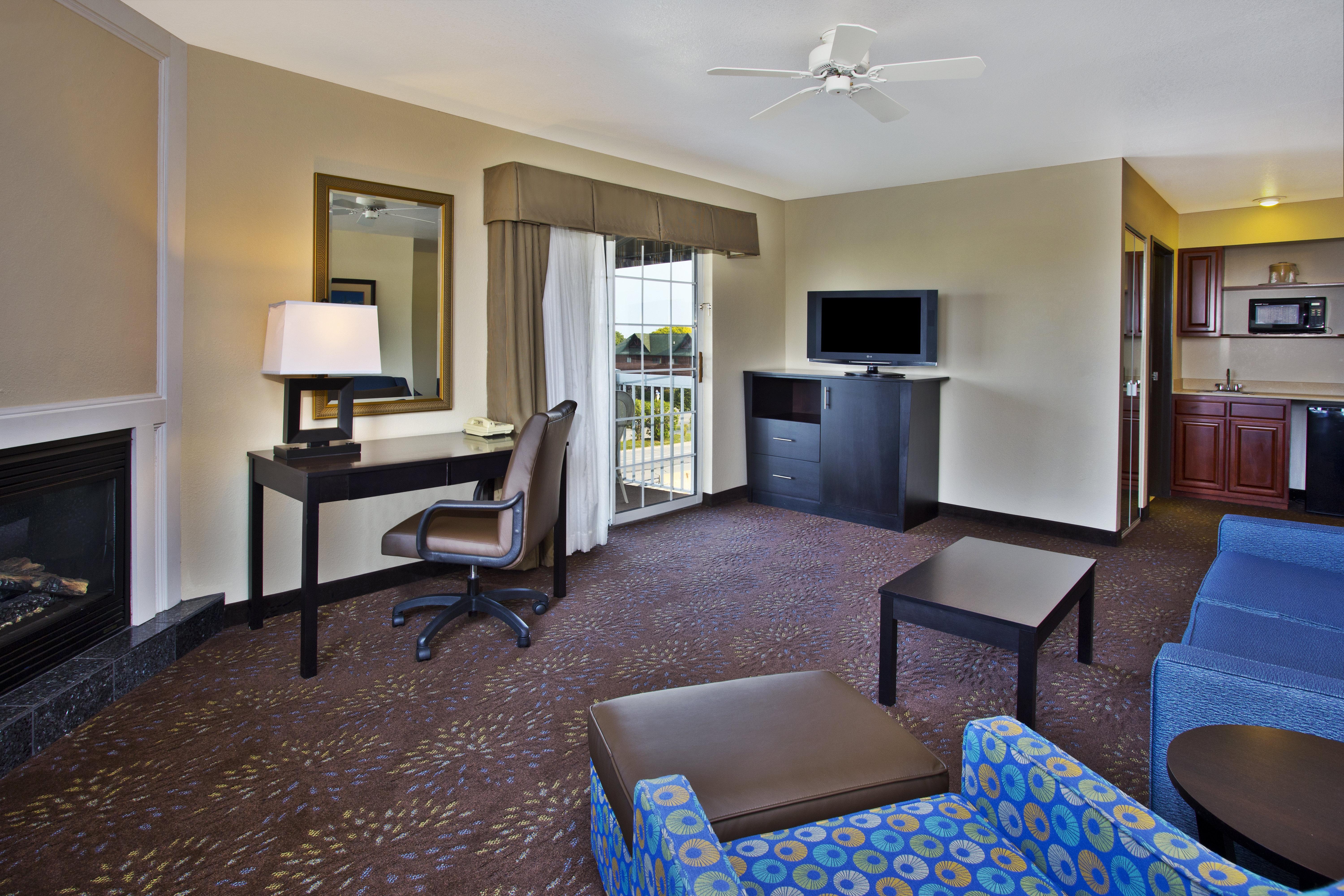 Express Mackinaw By Ihg Hotel Mackinaw City