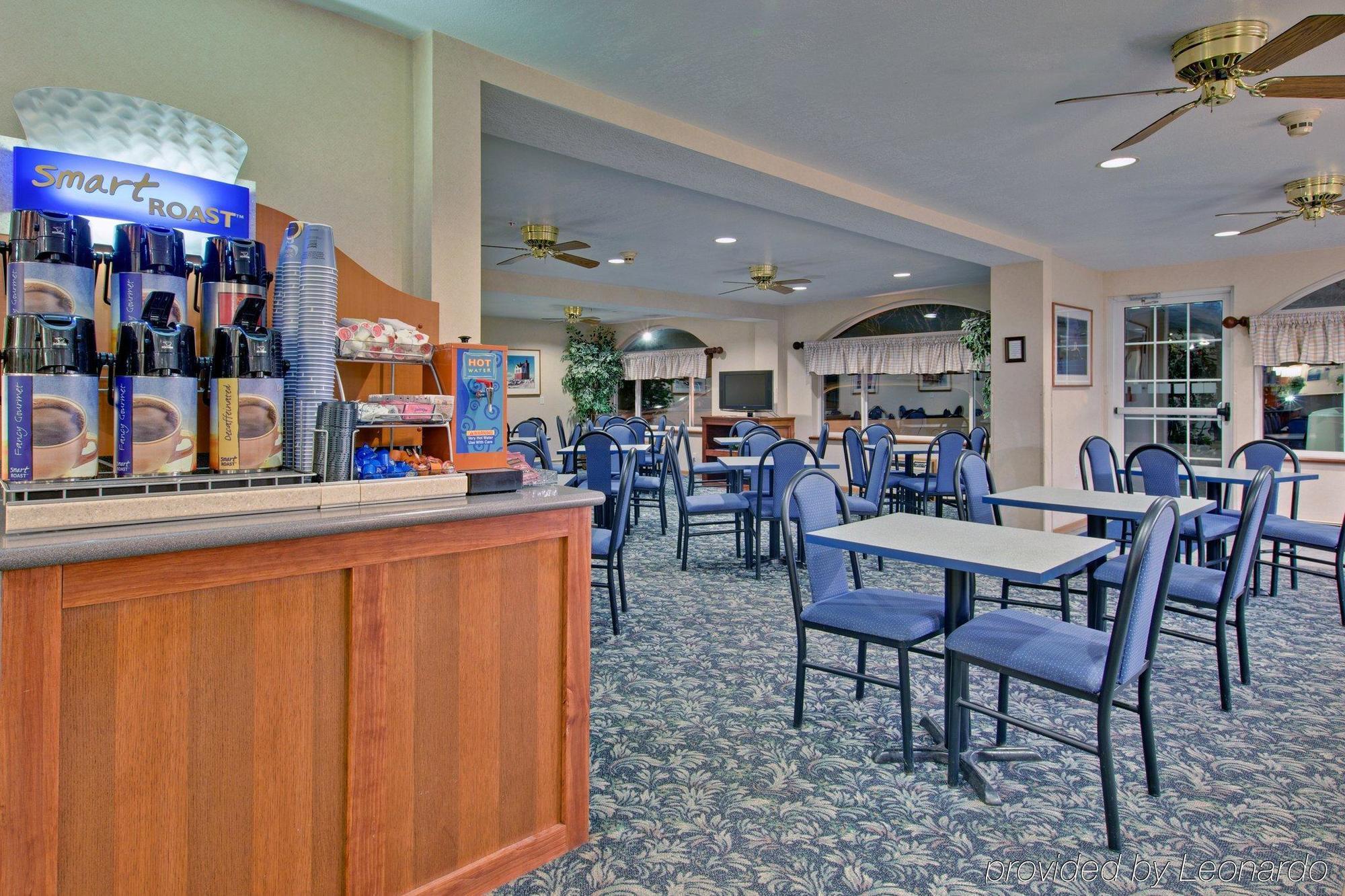 Express Mackinaw By Ihg Hotel