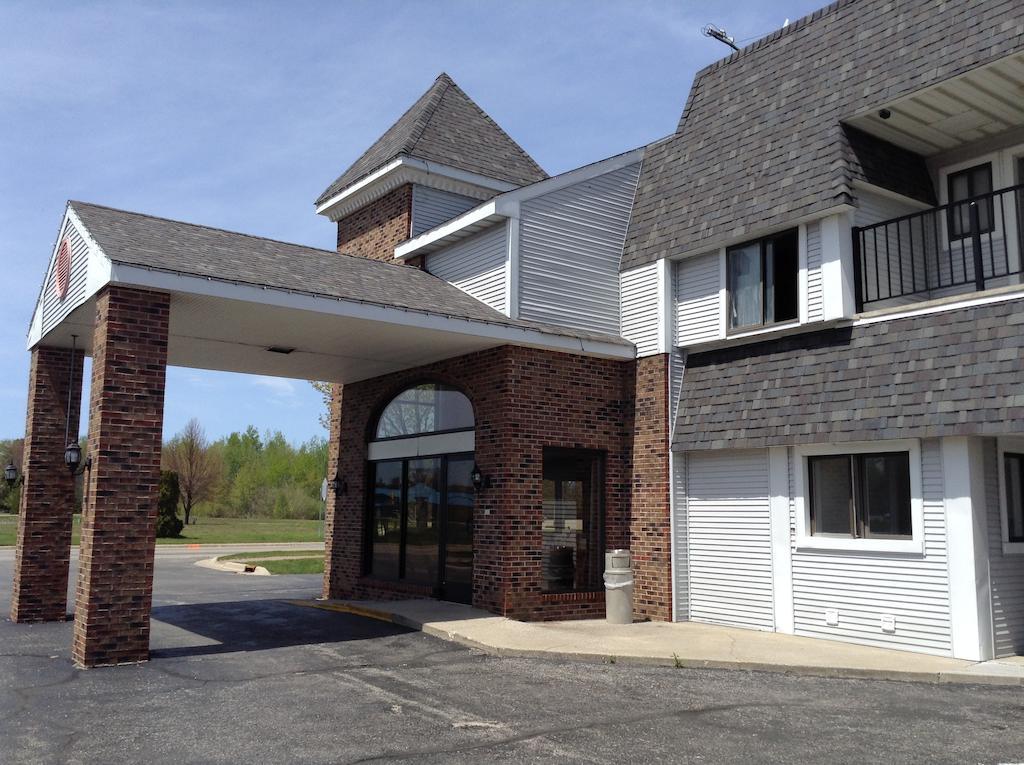 Motel Days By Wyndham Mackinaw - Lakeview Mackinaw City