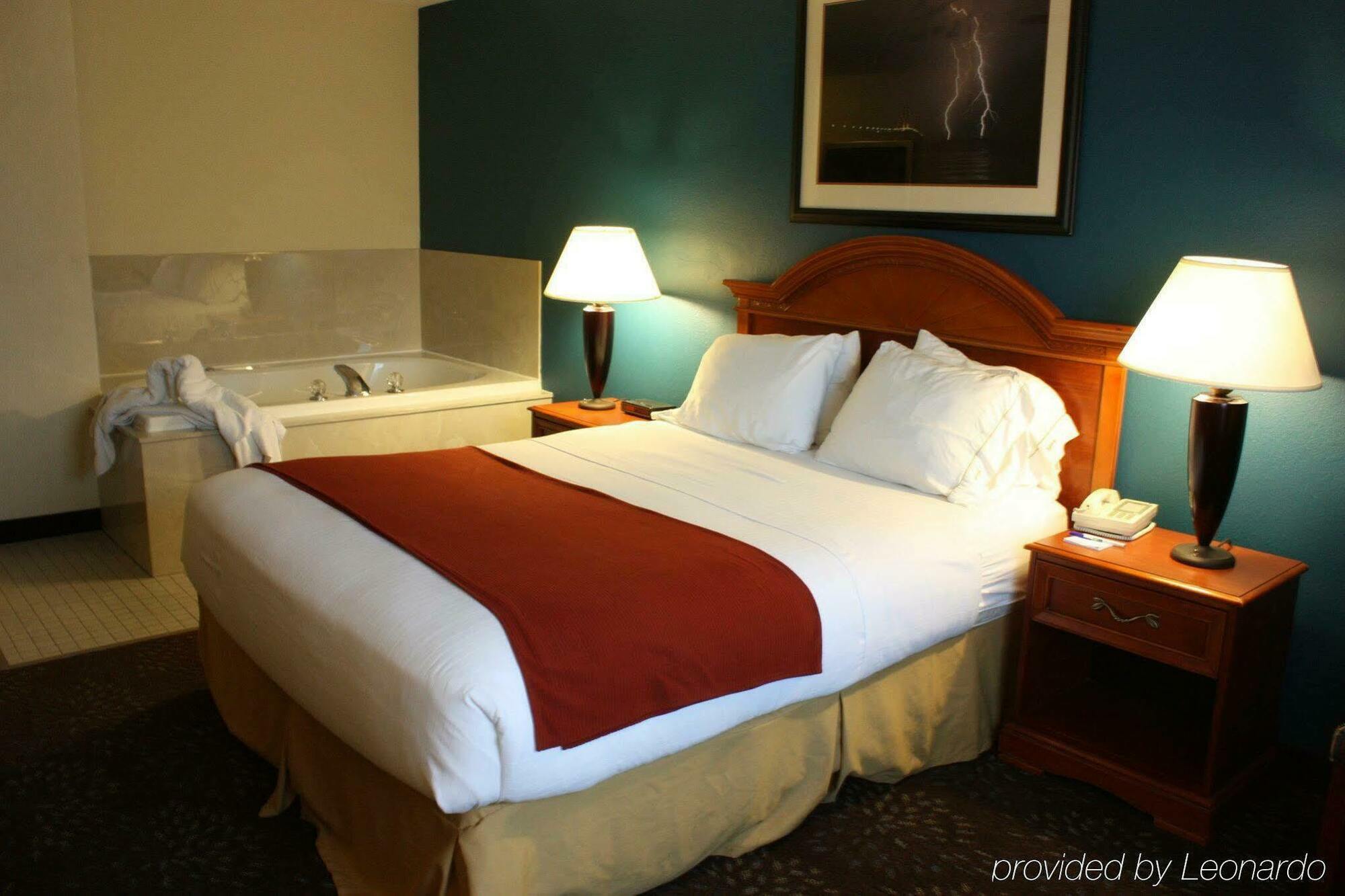 Express Mackinaw By Ihg Mackinaw City