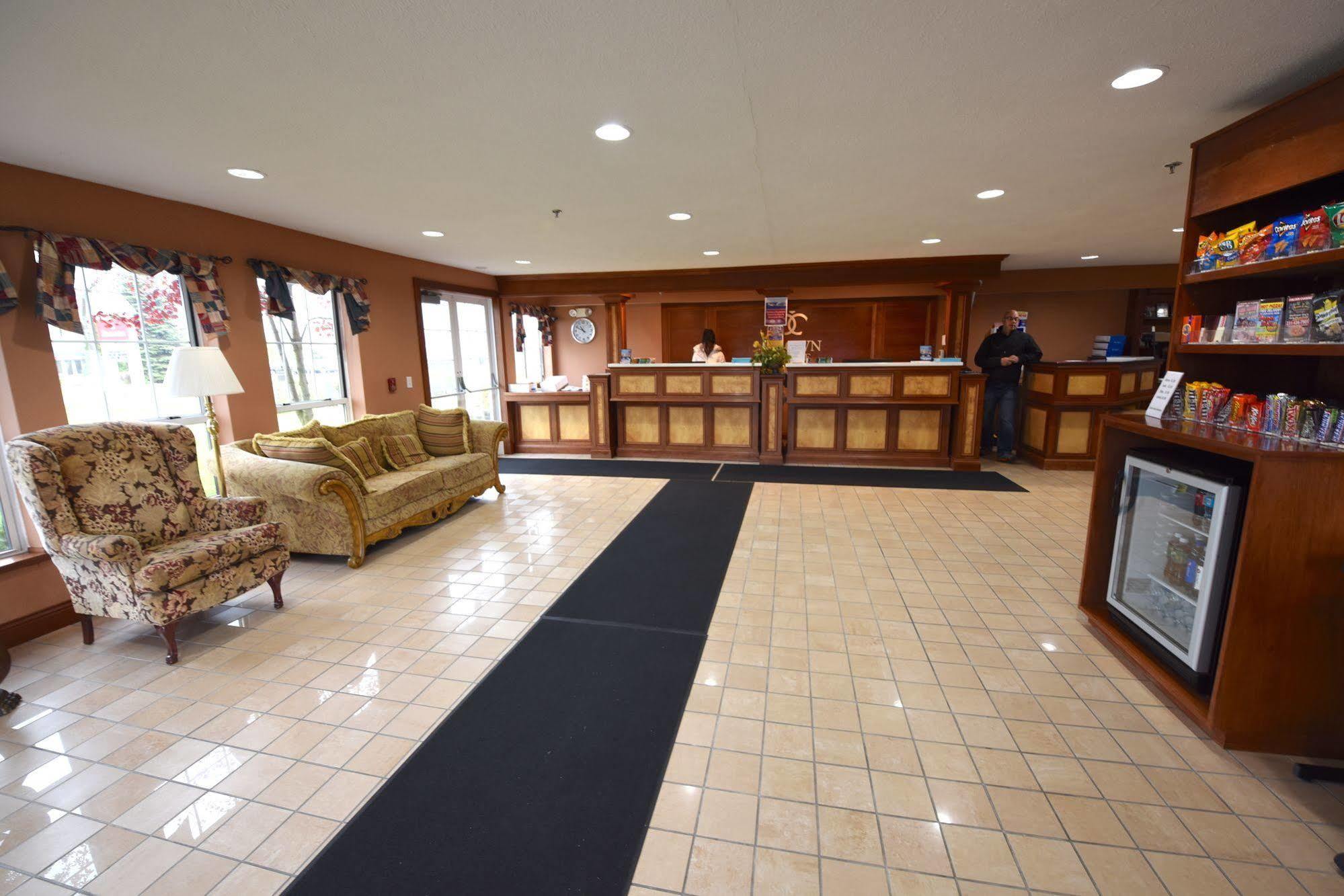 Crown Choice & Lakeview And Waterpark Hotel 3*